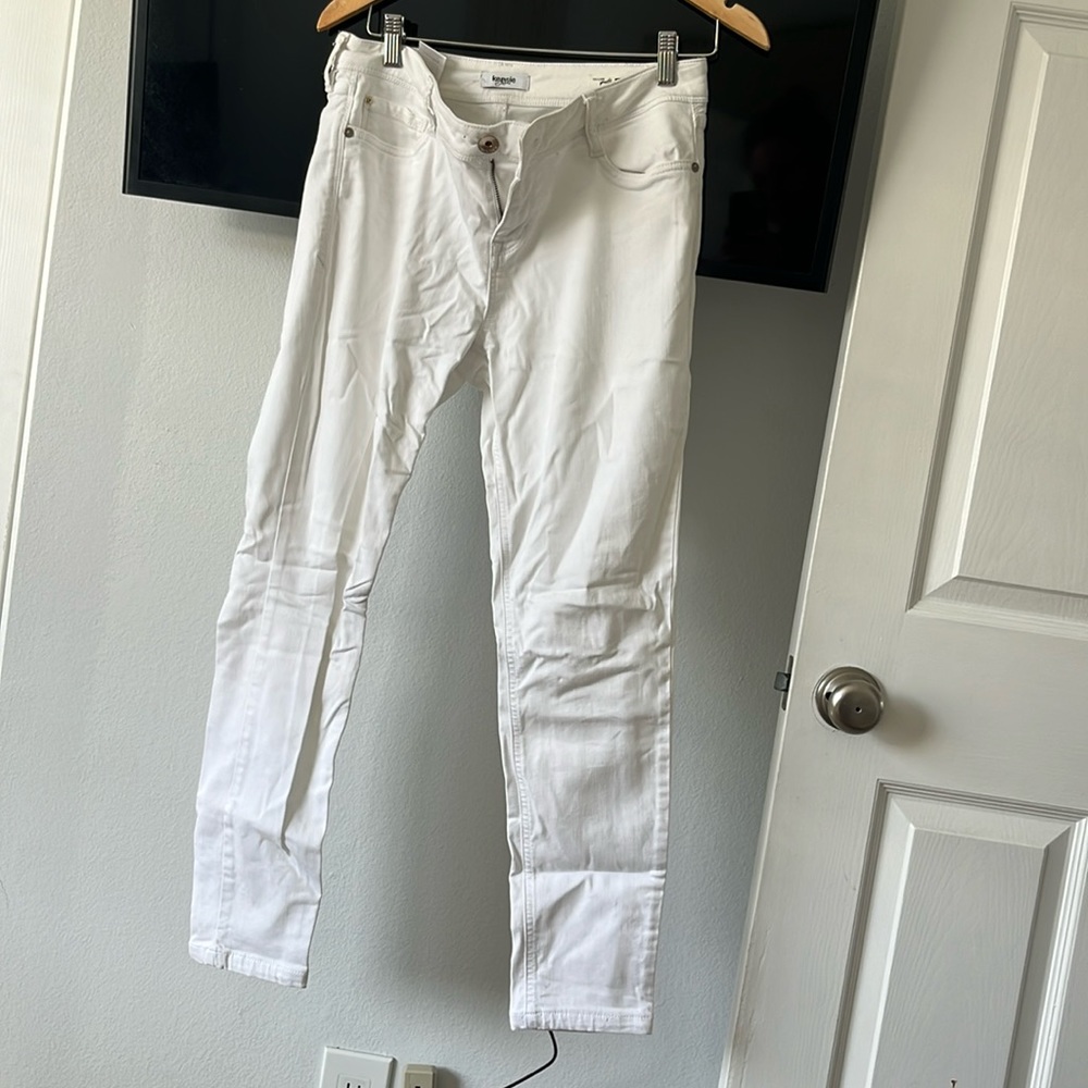 Kensie White Skinny Jeans